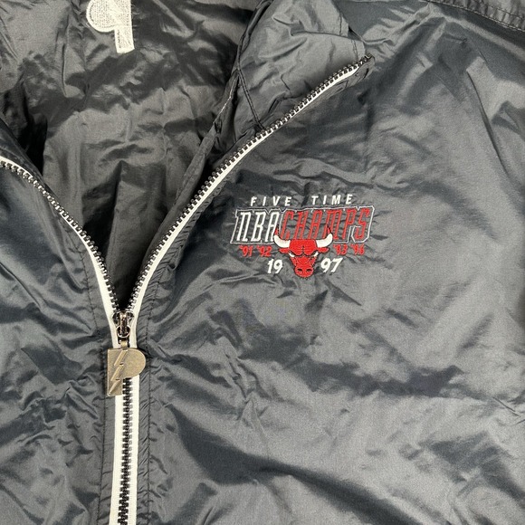 Vintage Chicago Bulls Jacket Mens L Windbreaker NBA Basketball Pro Player 90s - Picture 2 of 10